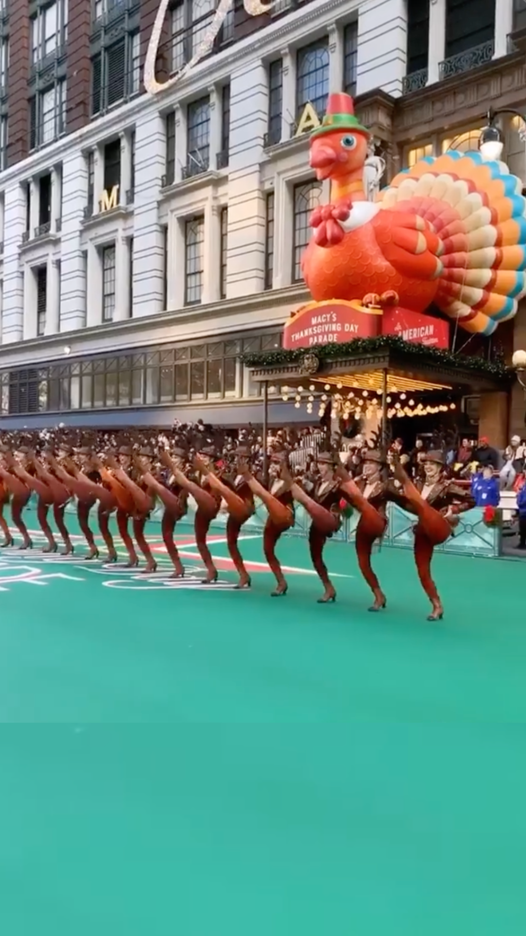 Rockettes Macy's Thanksgiving Day Parade | 11/28/19